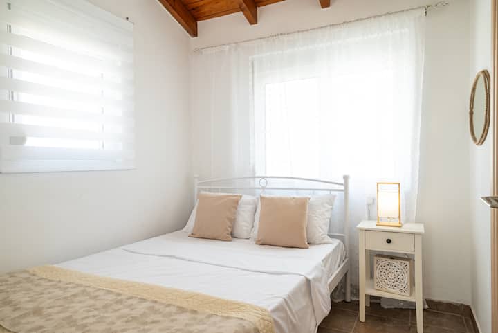 Tamanho da cama: 150 x 200 cm