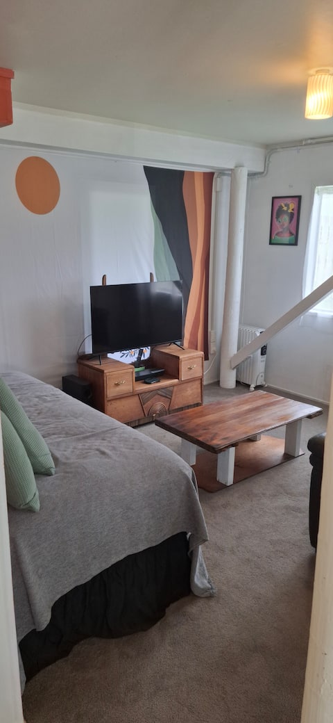 Top Airbnb: Te Whare Kākāpō in Far North District