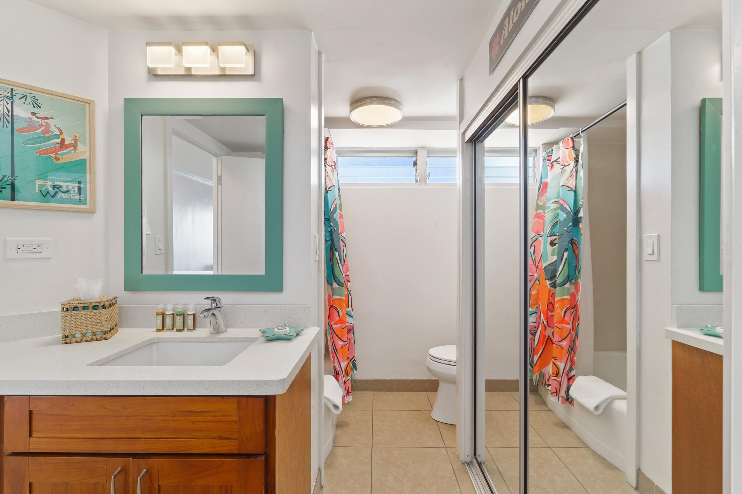 Condo in Honolulu · ★4.95 · Studio · 1 bed · 1 private bath - Image 21