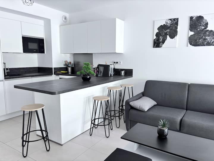 Type 2 Avec Terrasse - Près Des Plages / Commerces - Saint-Cyr-sur-Mer