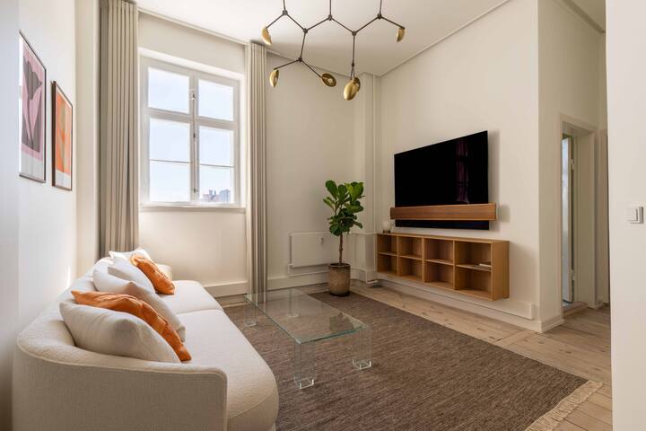 Grand Lux Apartment for 12 in Central Copenhagen gallery image 5