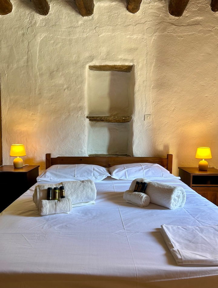 საძინებელი 1