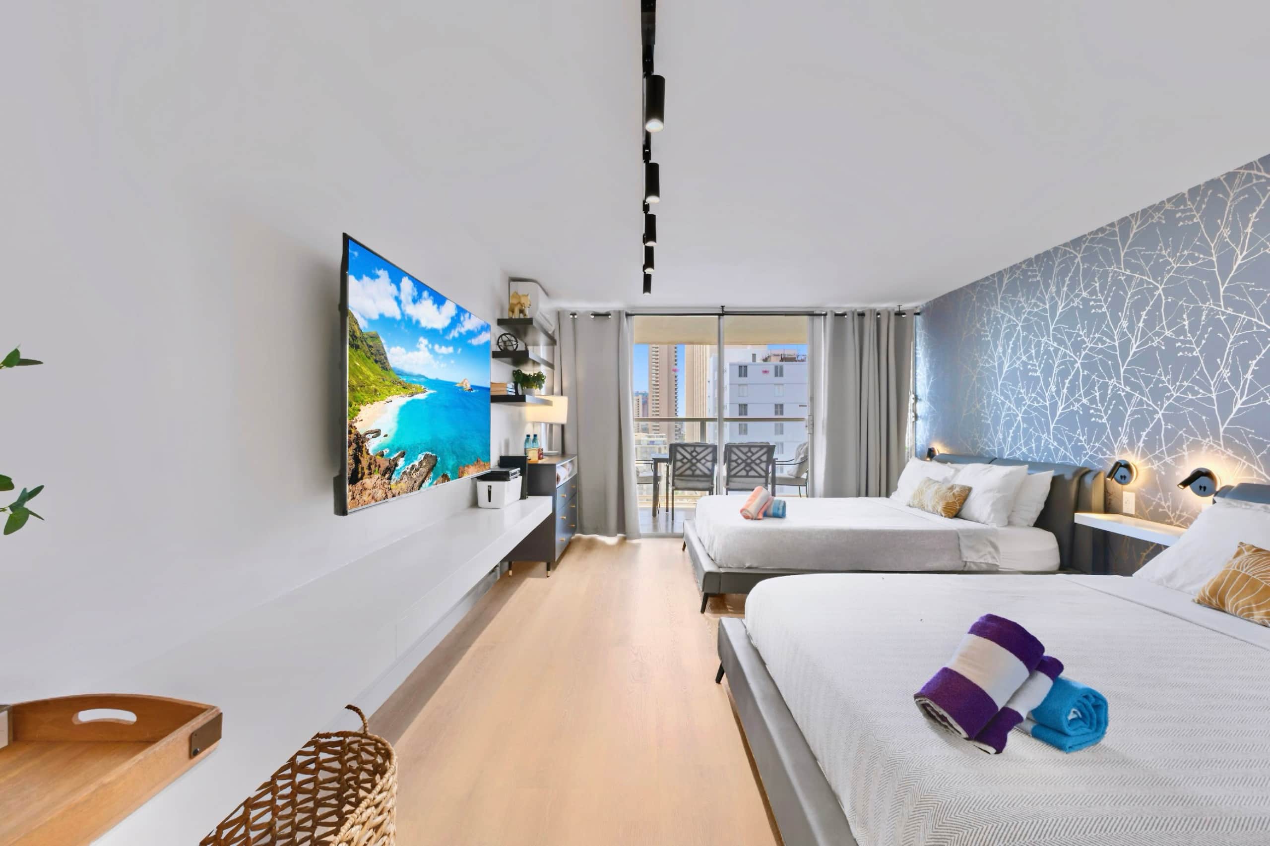 17F-Chic & Modern Studio w/2 Queens-Waikiki Beach~ - Image 6