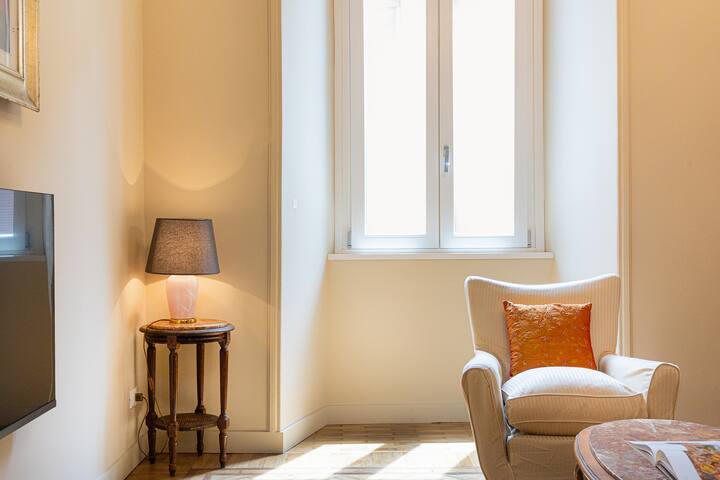 Amazing 3 Bedrooms Prati Vatican gallery image 2