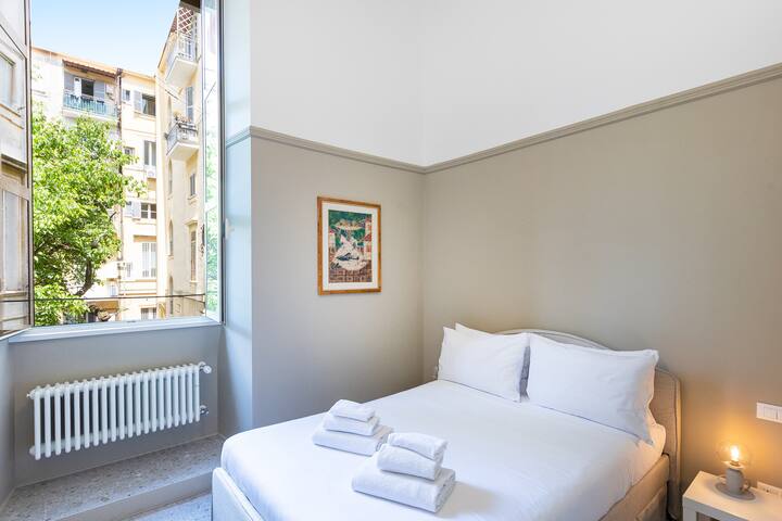 Amazing 3 Bedrooms Prati Vatican gallery image 4