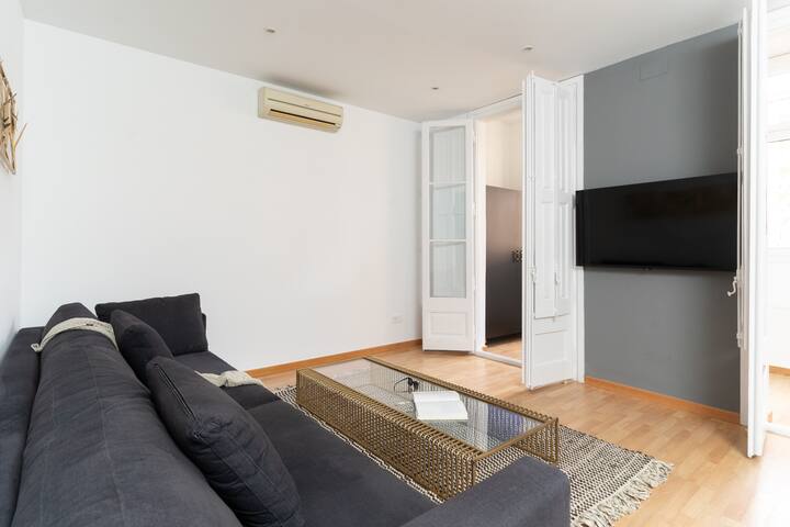 TSA Gran Via Apartamento espacioso 4 Hab gallery image 4