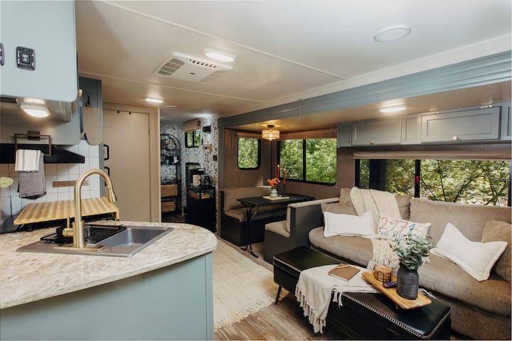 Secluded Woodside Escape | Hot Tub + Fire Pit - Fort Mill, SC
