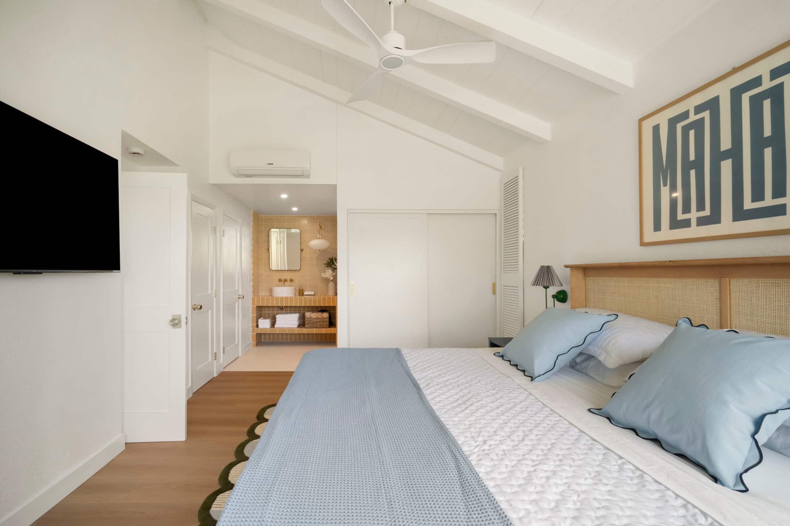 Stylish Princeville Retreat | Private Lanai + AC - Image 23