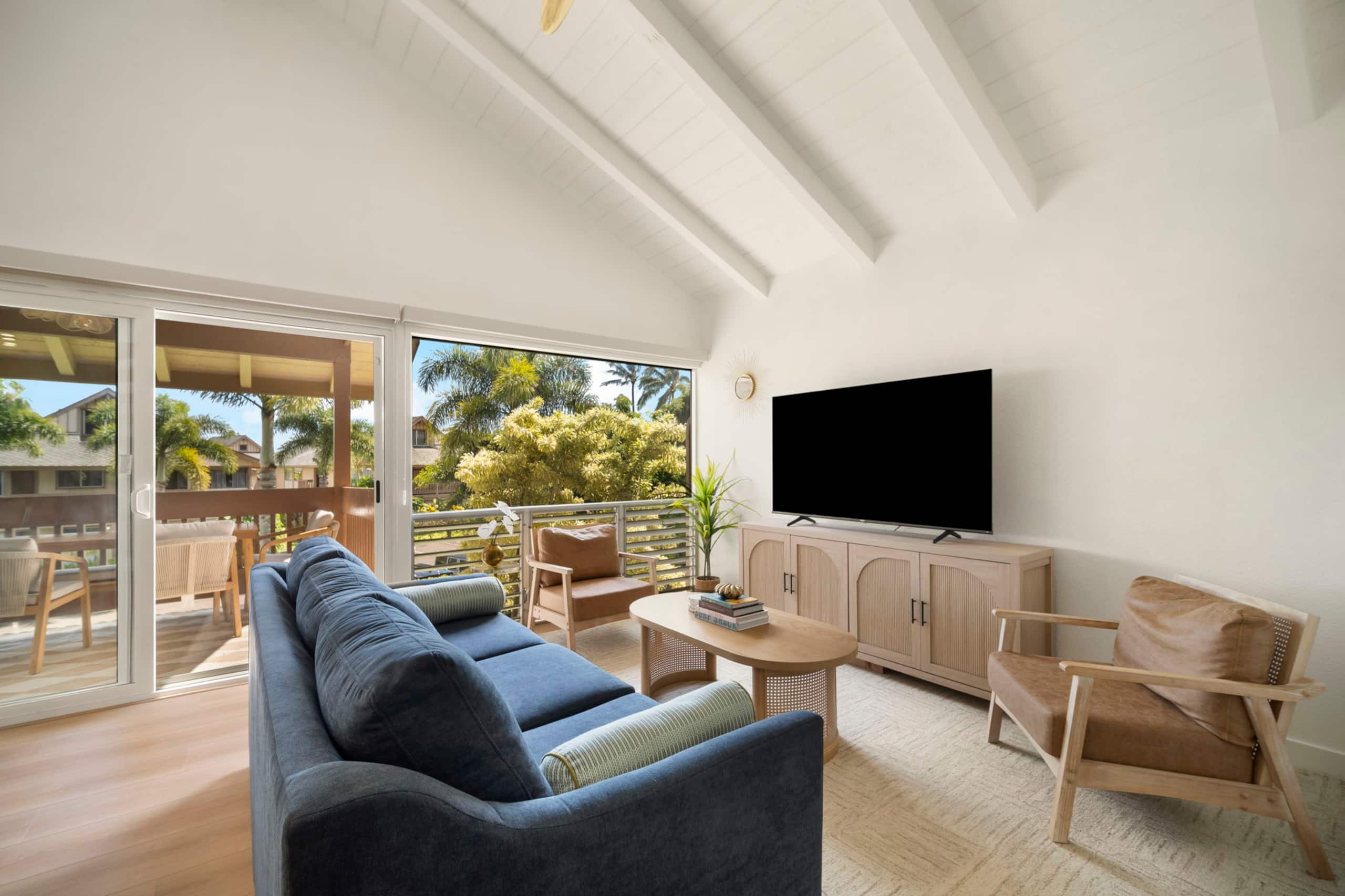 Stylish Princeville Retreat | Private Lanai + AC - Image 3