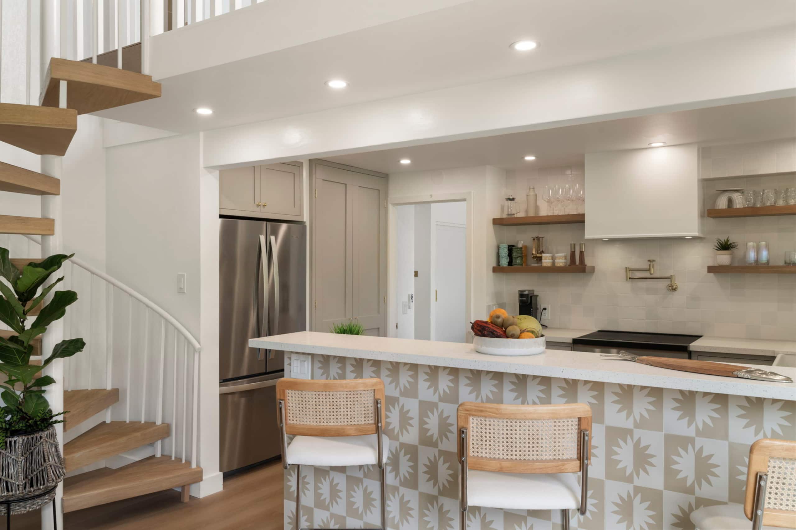 Stylish Princeville Retreat | Private Lanai + AC - Image 20