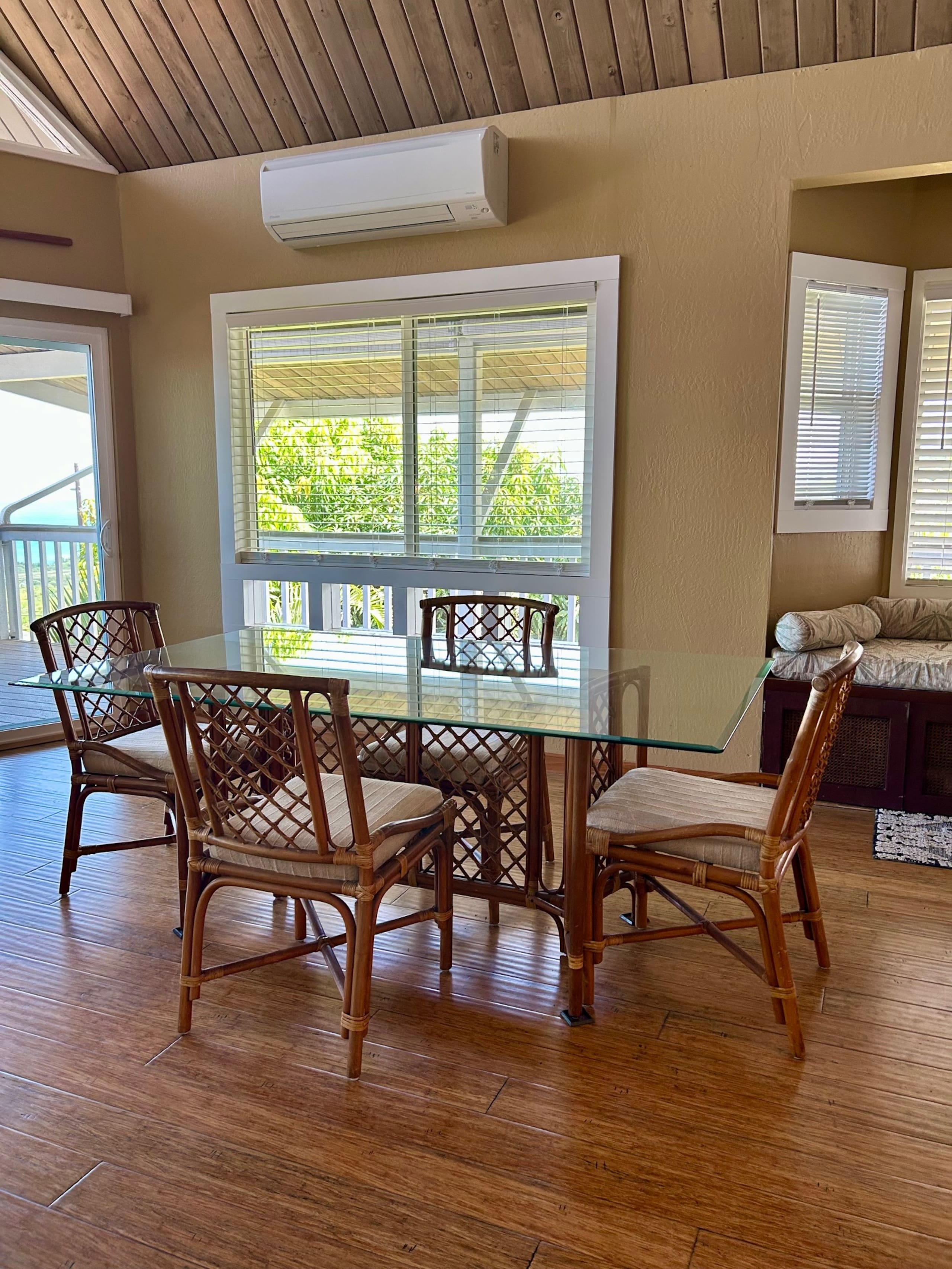 Home in Kailua-Kona · ★5.0 · 4 bedrooms · 4 beds · 4 private baths - Image 13
