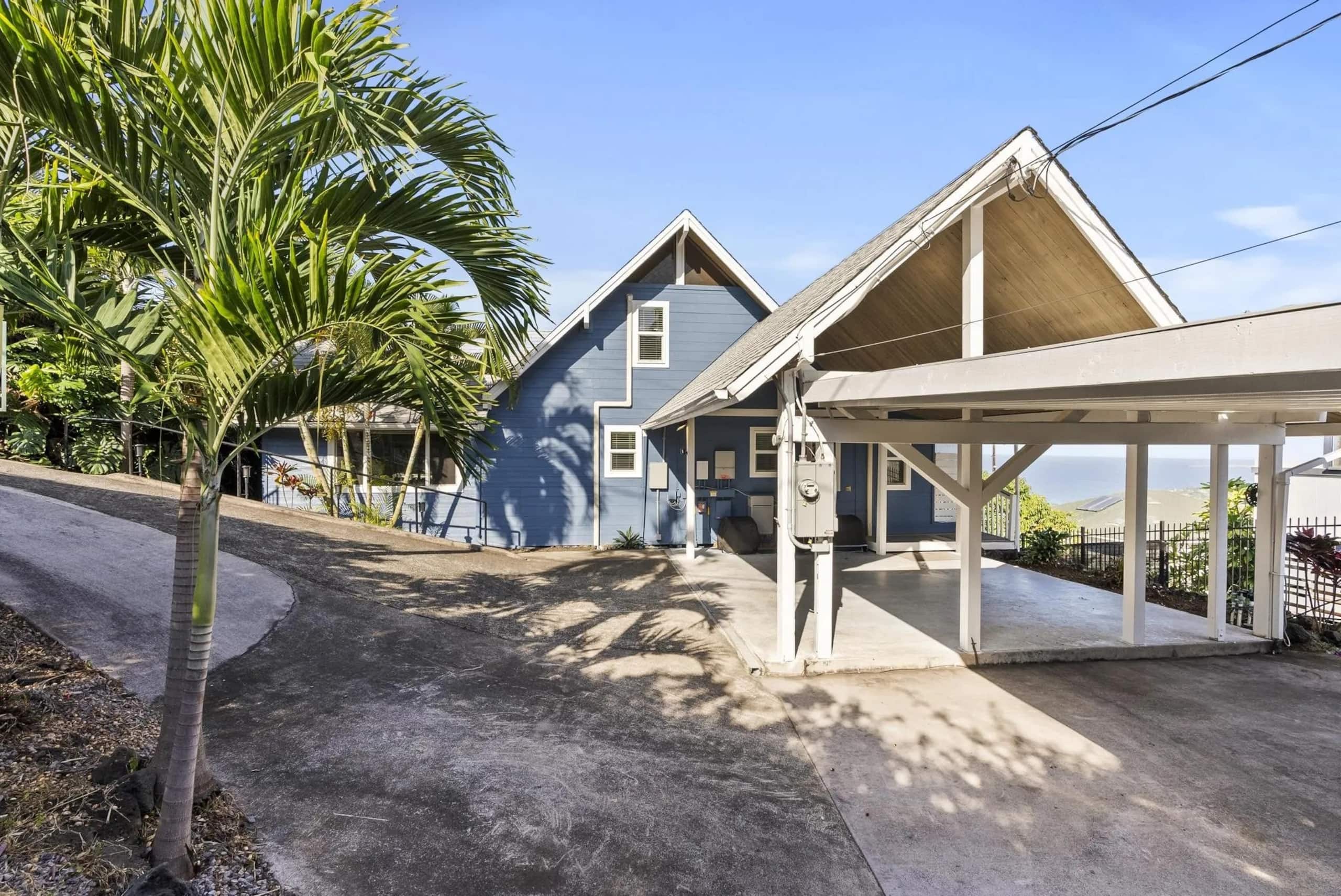 Home in Kailua-Kona · ★5.0 · 4 bedrooms · 4 beds · 4 private baths - Image 32