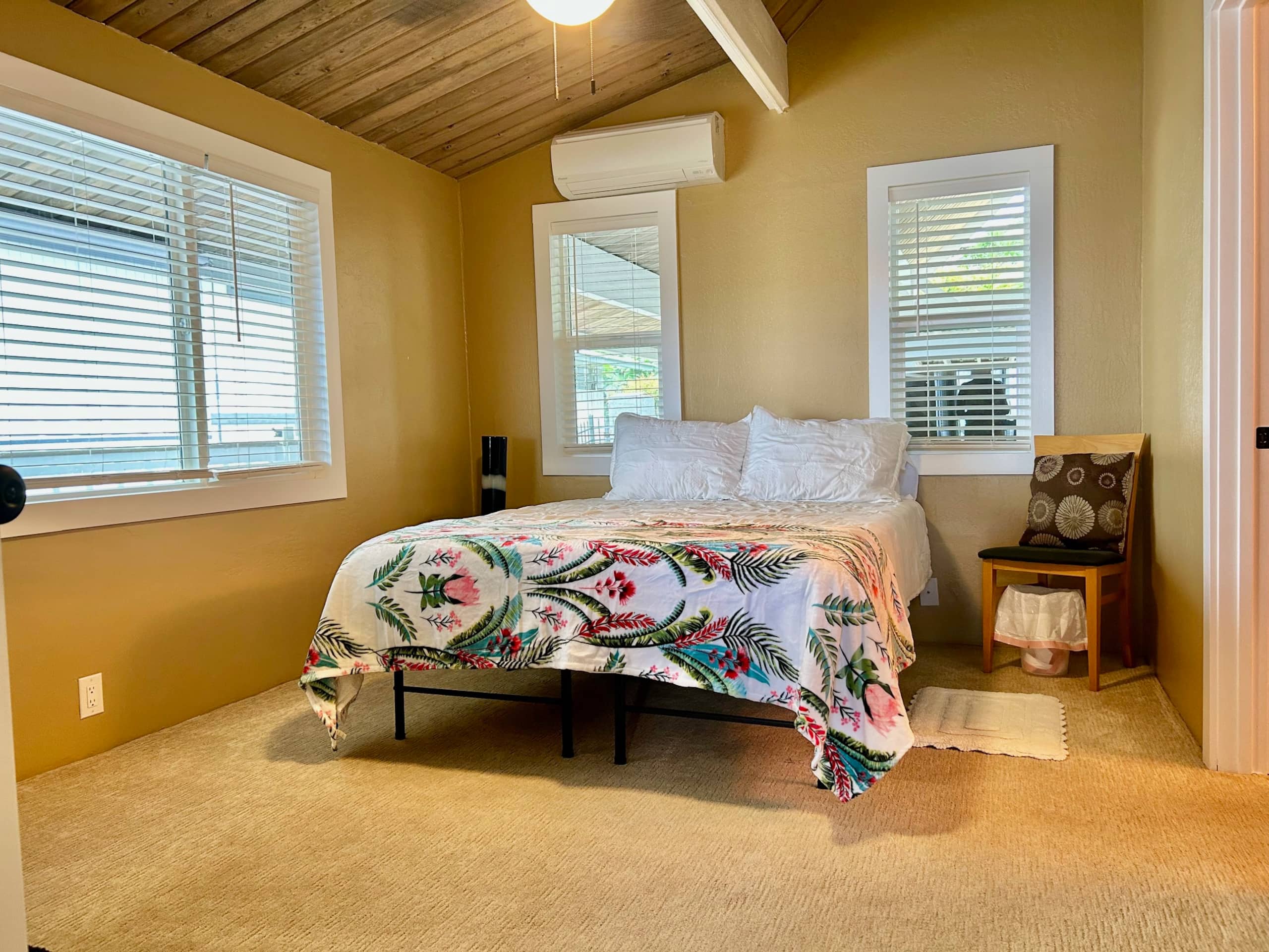 Home in Kailua-Kona · ★5.0 · 4 bedrooms · 4 beds · 4 private baths - Image 18