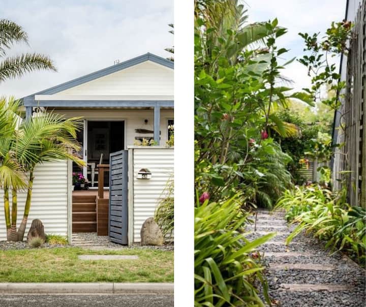 Cosy Beachside Home - Papamoa