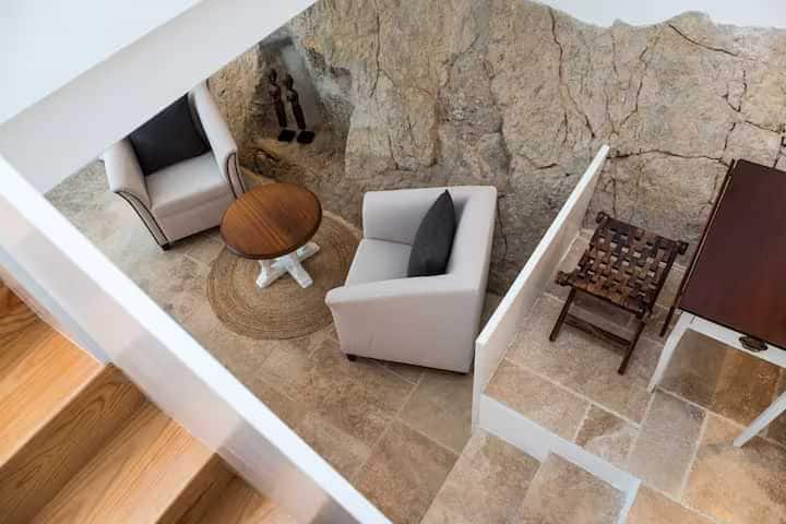 Mezzanine - Segredos Da Muralha - Caldas da Rainha