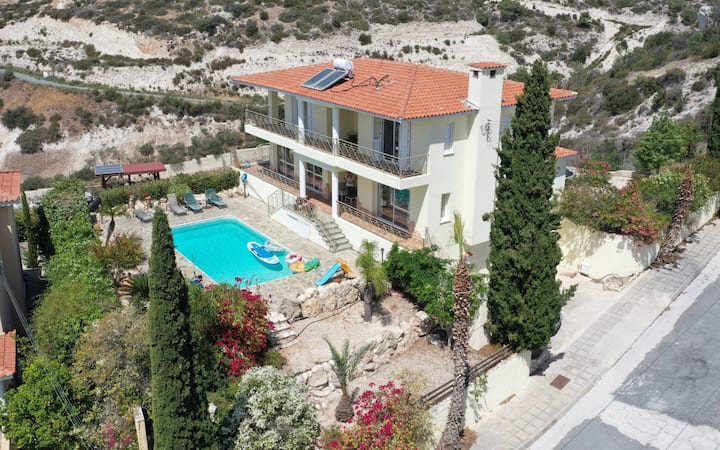 Estéa • Villa Horizon - A Mediterranean Gem - Cyprus