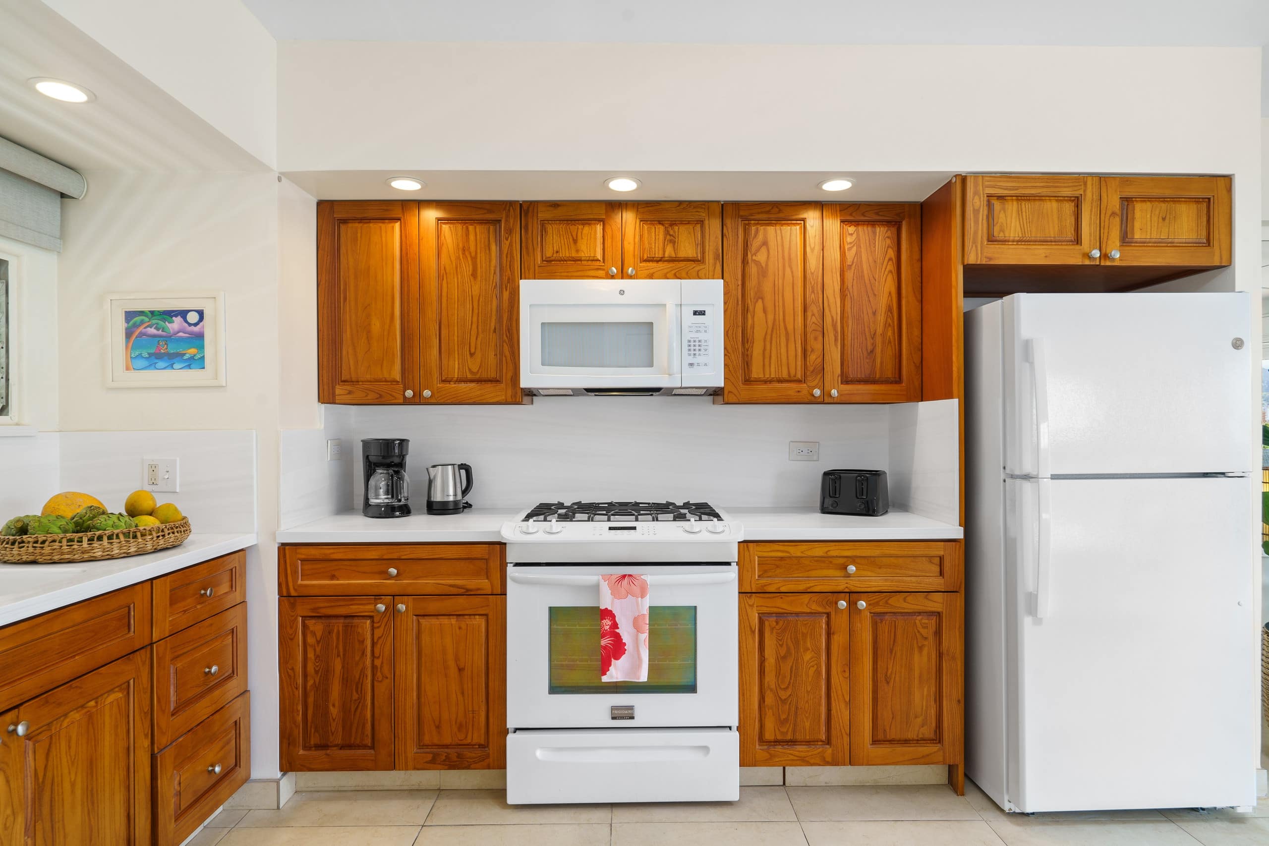 Condo in Honolulu · ★5.0 · 1 bedroom · 2 beds · 1 private bath - Image 12