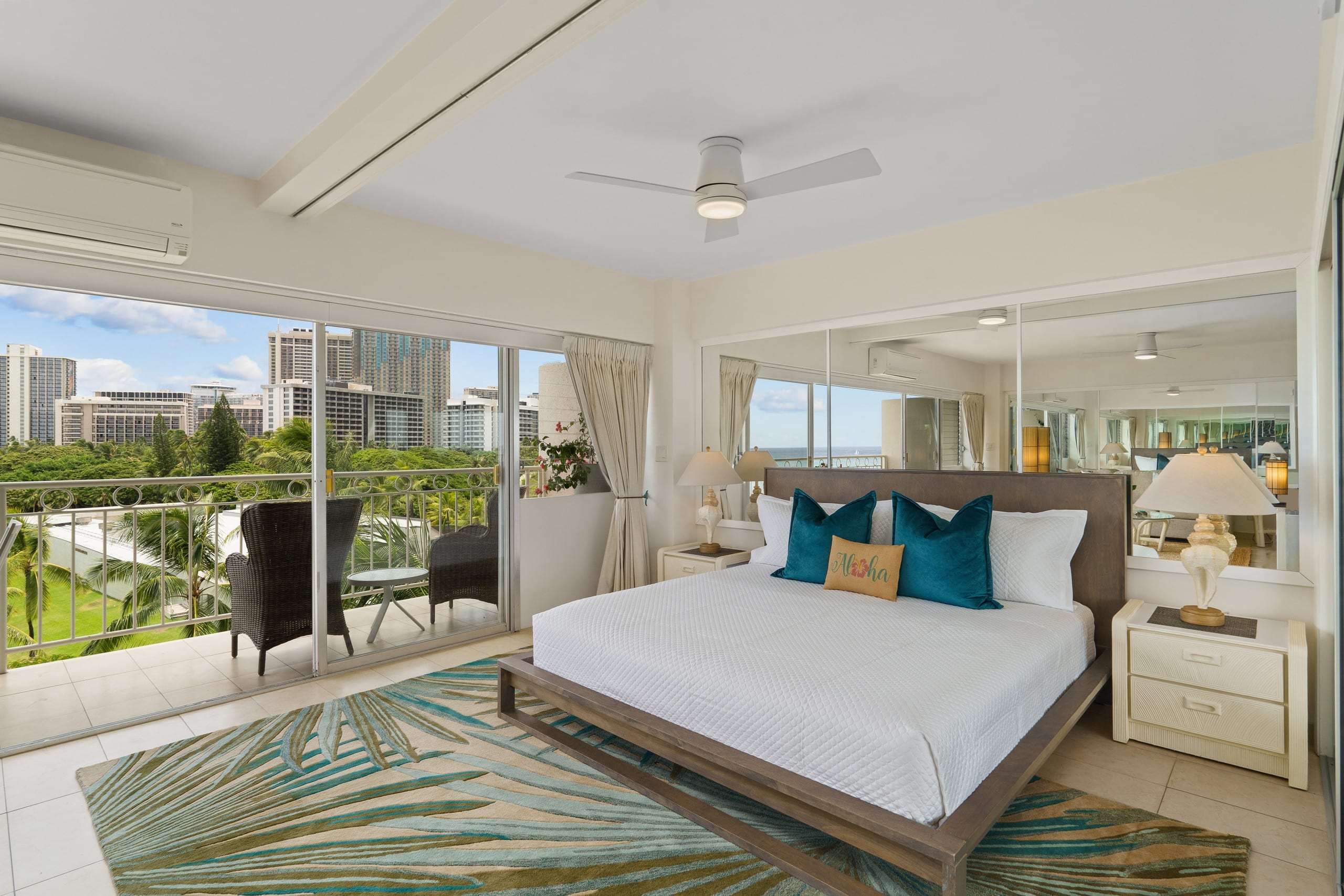 Condo in Honolulu · ★5.0 · 1 bedroom · 2 beds · 1 private bath - Image 19