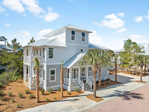 Steps to Seacrest Pool, Town, & Beach! Sleeps 18!