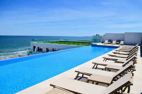 Top-earning Airbnb listing in Mamaia-Sat, 1 bedroom