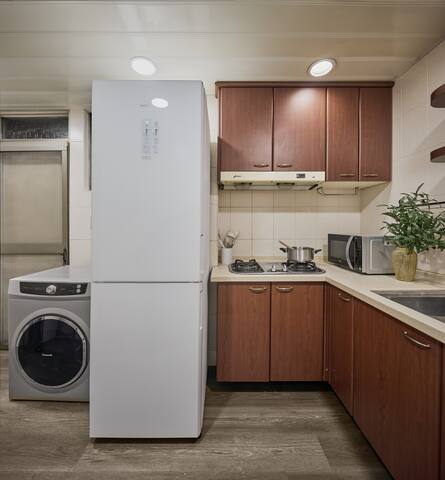 Serenity/電梯免爬樓梯/捷運善導寺站/華山市場/華山1914文化園區/喜來登飯店 gallery image 5