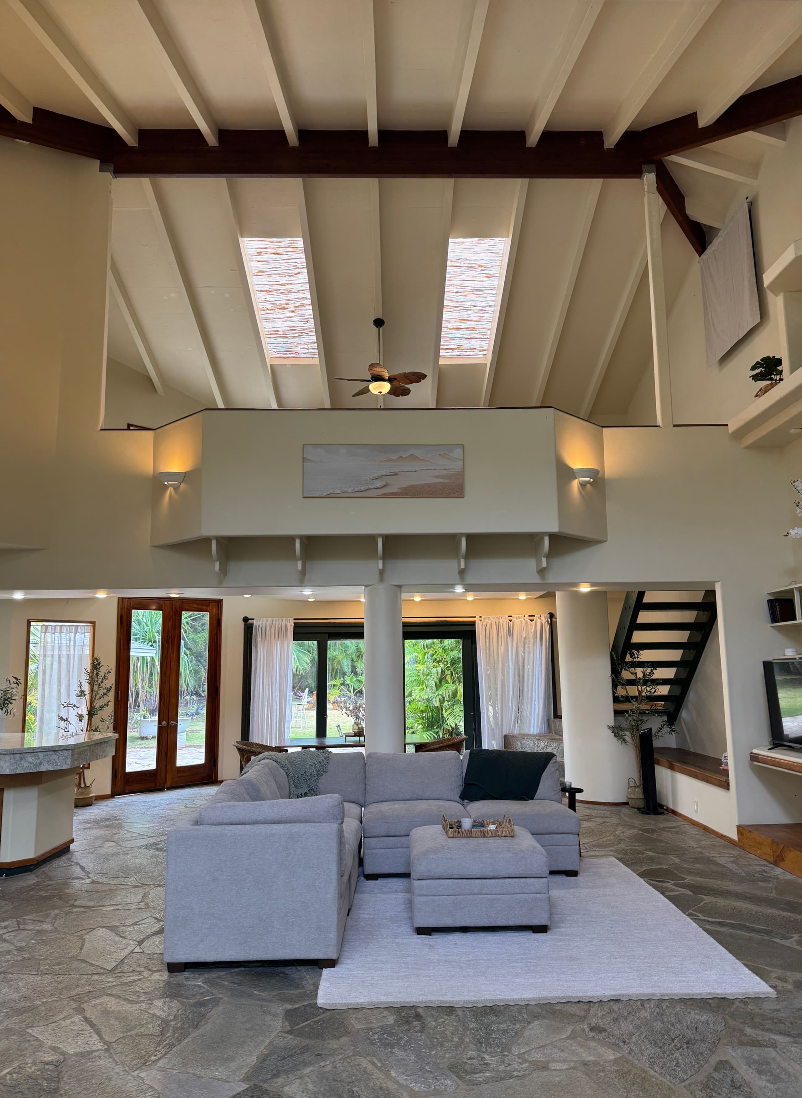 Home in Kailua · ★4.91 · 4 bedrooms · 5 beds · 3 private baths - Image 2