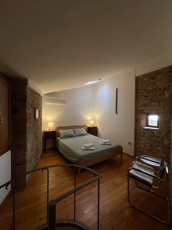 საძინებელი 2