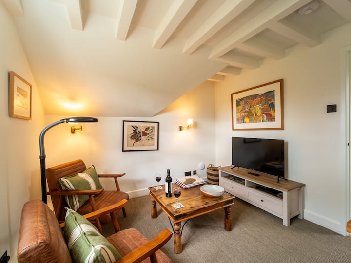 The Old Reading Room, A Peaceful Village Retreat - Hempton