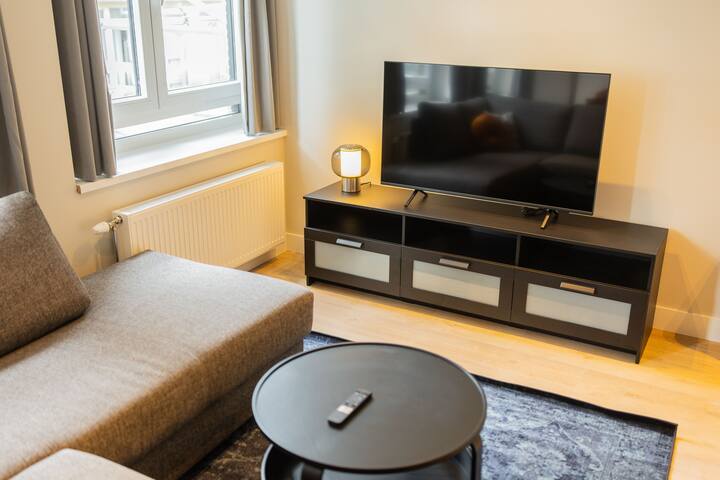 Dockside Living 2BDR Apartment JUF- 69 SQM gallery image 5