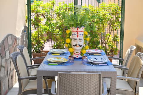 Mimosa - Apartment in Ischia with outdoor area