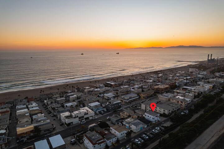 Luxury Oceanview 2BR+1BR | Top & Bottom Units gallery image 5