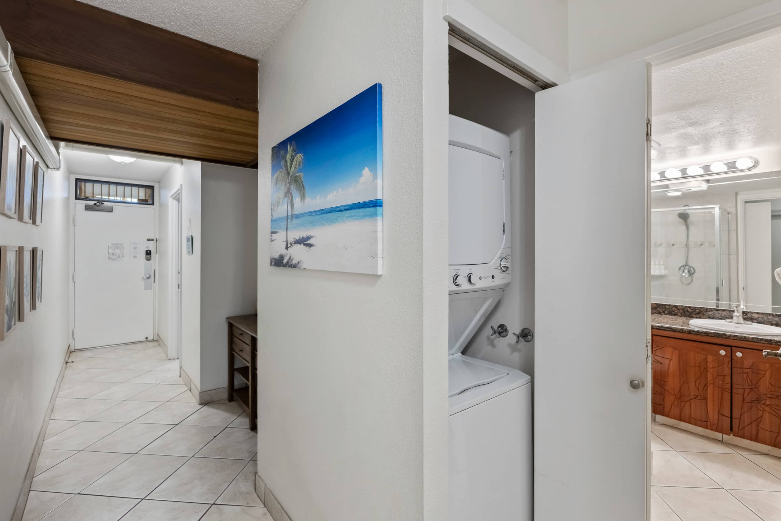 Condo in Kihei · ★4.84 · 1 bedroom · 2 beds · 2 baths - Image 23
