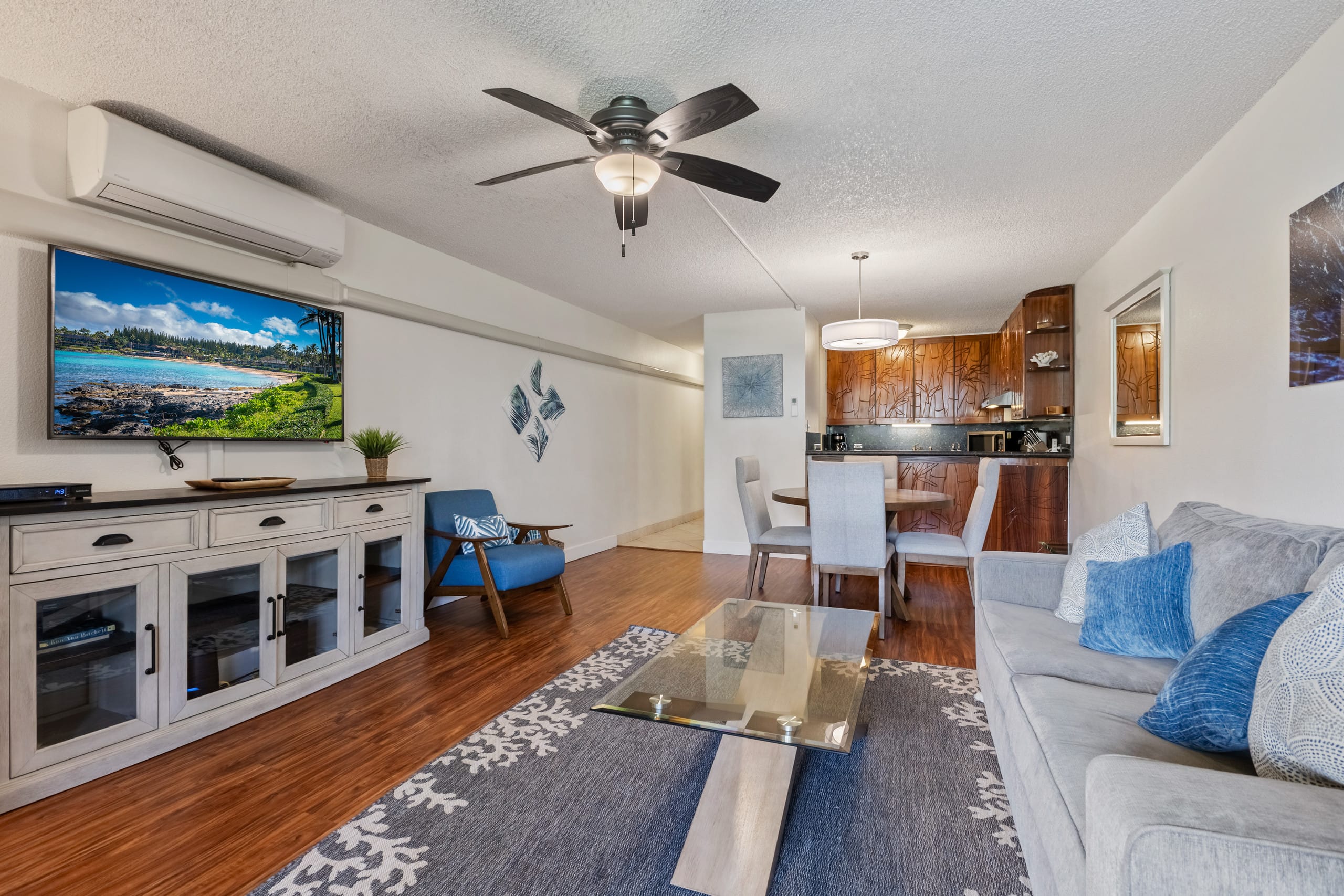 Condo in Kihei · ★4.84 · 1 bedroom · 2 beds · 2 baths - Image 2