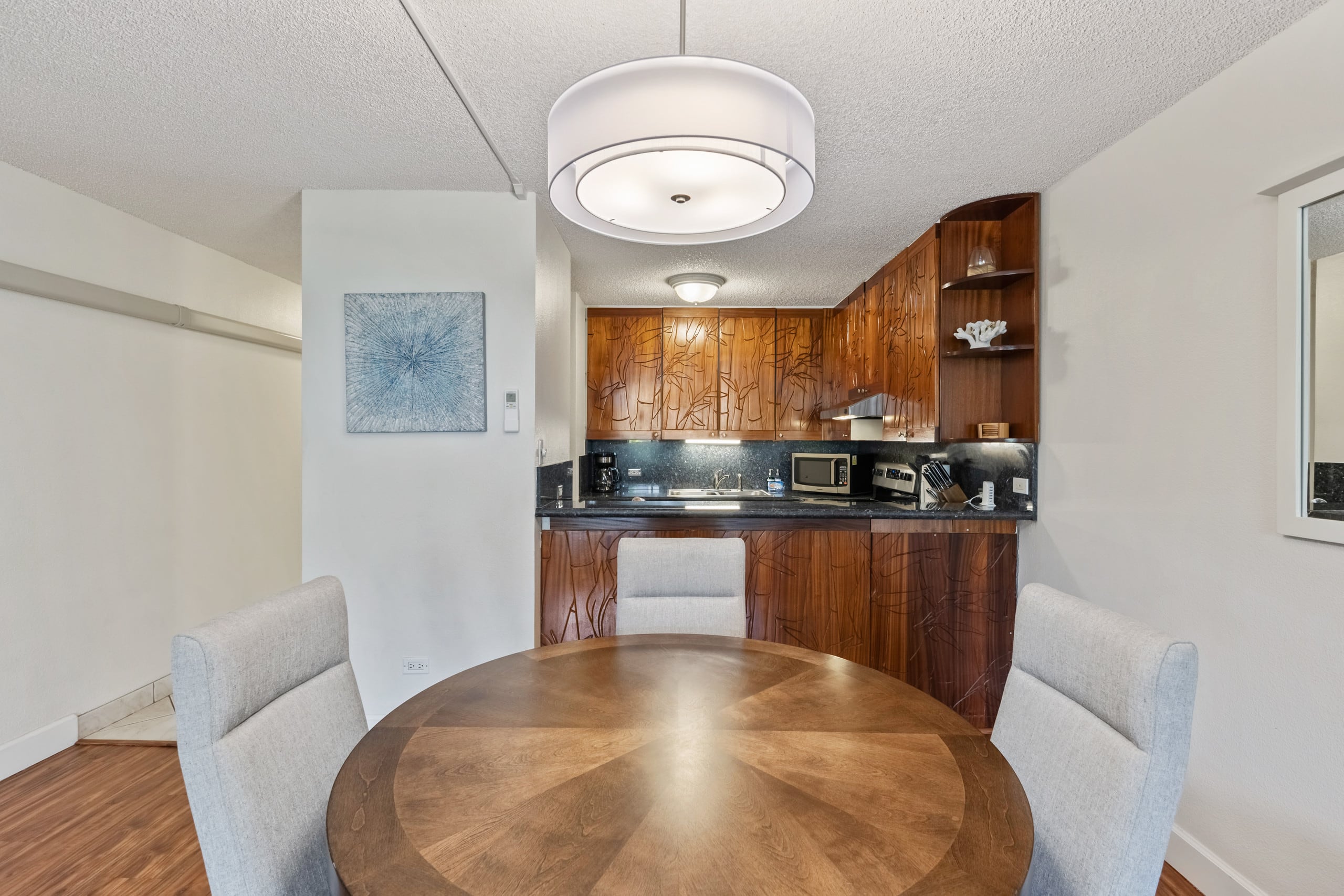 Condo in Kihei · ★4.84 · 1 bedroom · 2 beds · 2 baths - Image 12