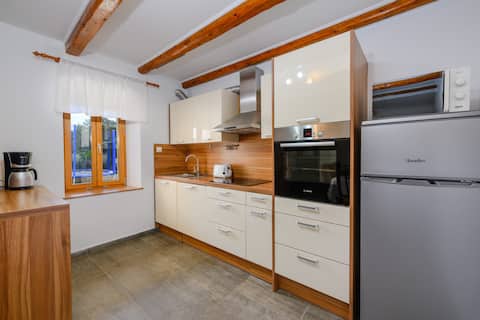Top Airbnb: Holiday home AGAVA with nice big swimming pool in Gajana