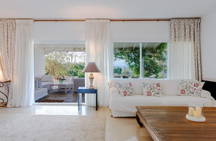 Pool Villa With Attic In Glarokavos - ギリシャ