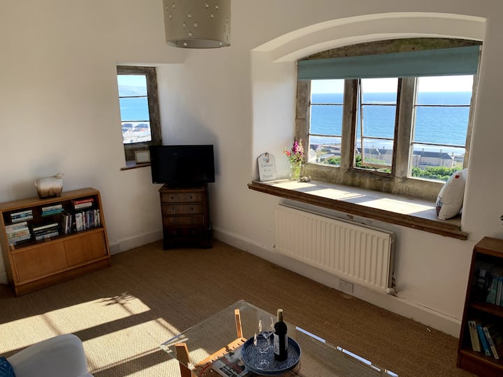 Magical Castle Retreat – Tower Views & Sunsets - Barmouth