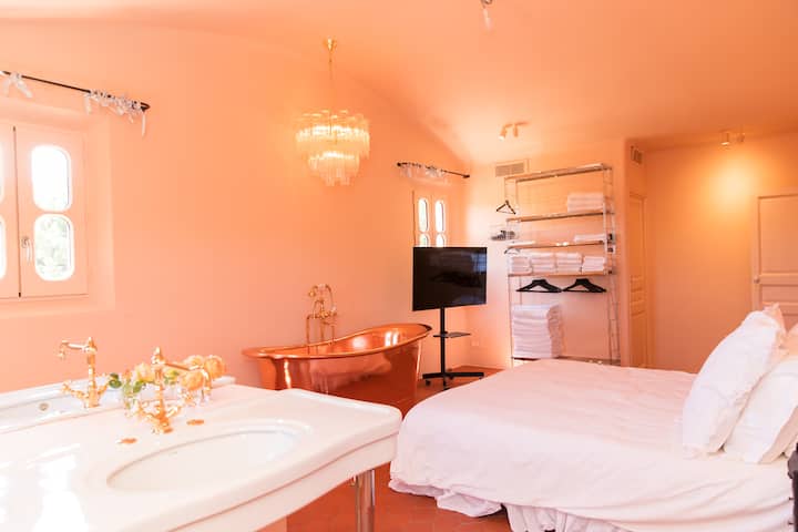 غرفة النوم 1