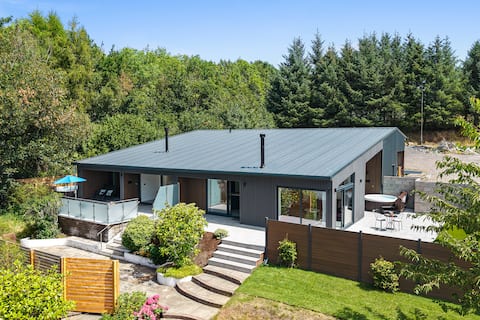 The Willow at Nest and Loaf