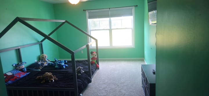 Ორადგილიანი ორსართულიანი საწოლები
