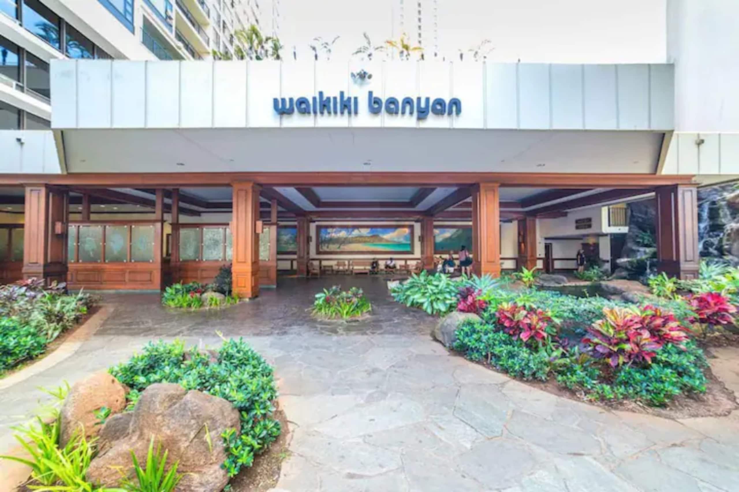 Waikiki Luxe Ocean Retreat 28F – 1 Parking - Image 57