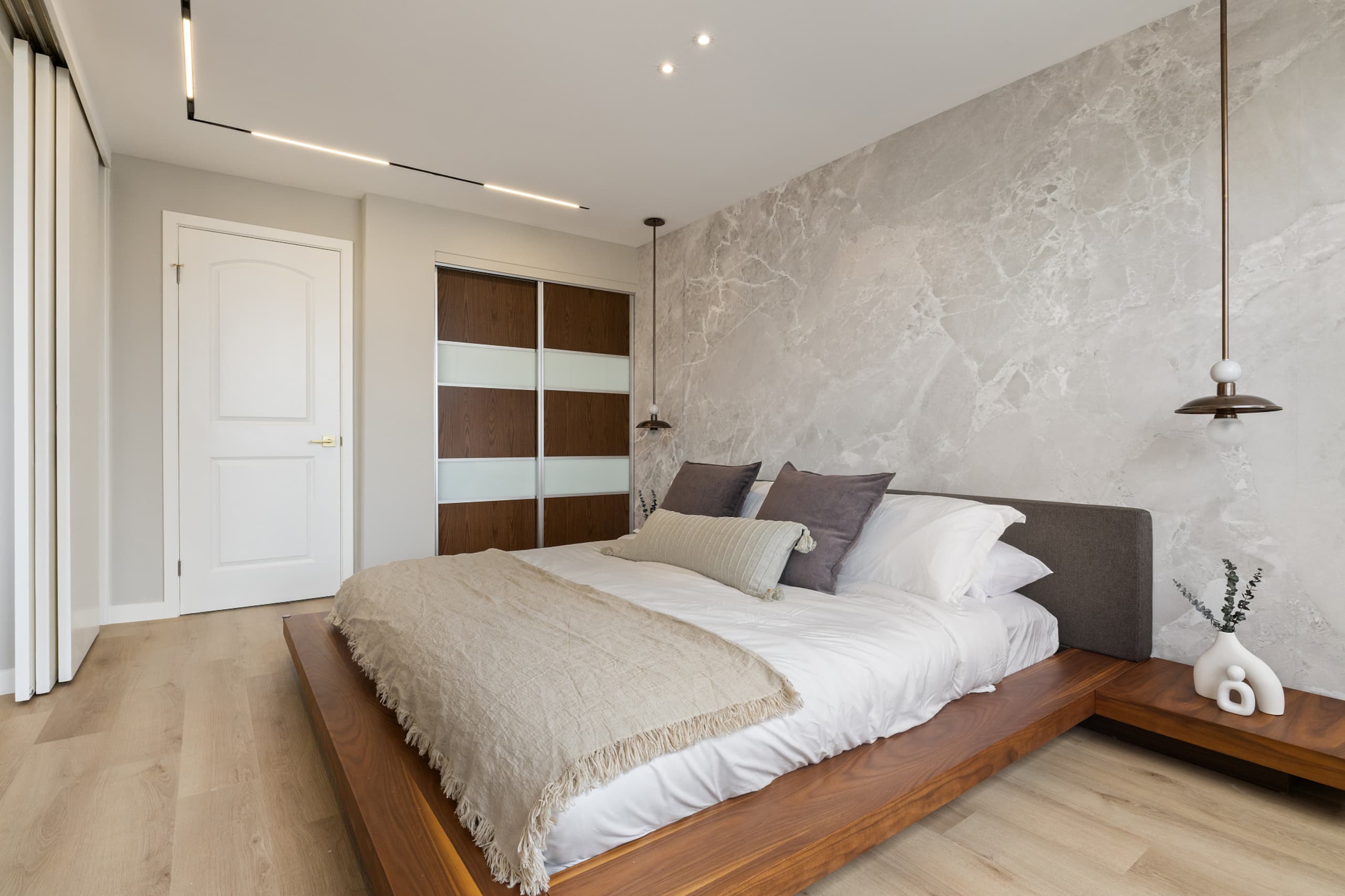 Waikiki Luxe Ocean Retreat 28F – 1 Parking - Image 37