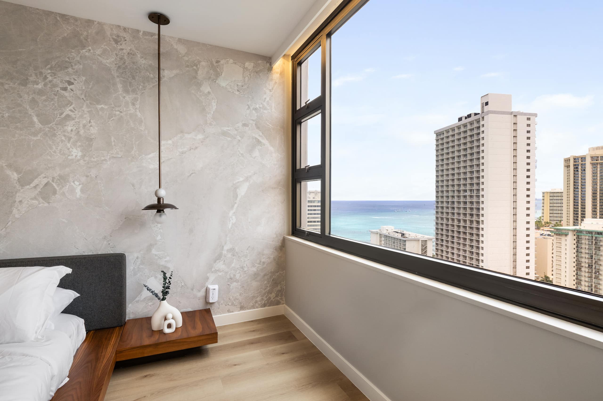 Waikiki Luxe Ocean Retreat 28F – 1 Parking - Image 30