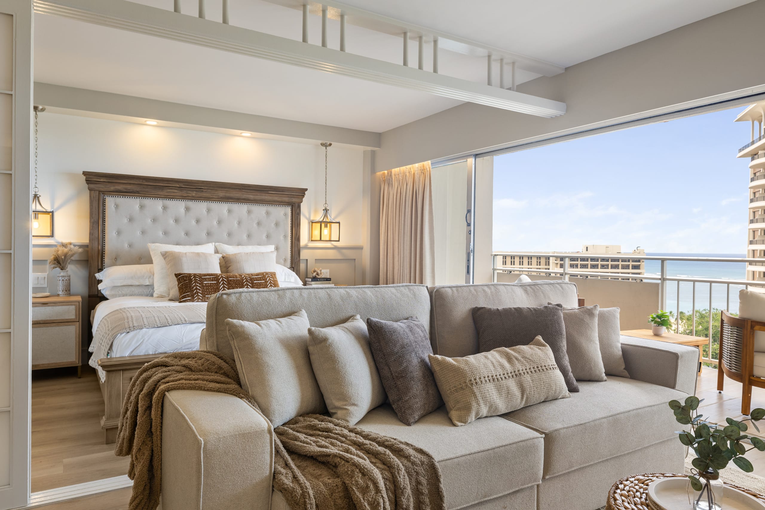Waikiki Wave Retreat: Ocean Luxe on 17F - Image 17