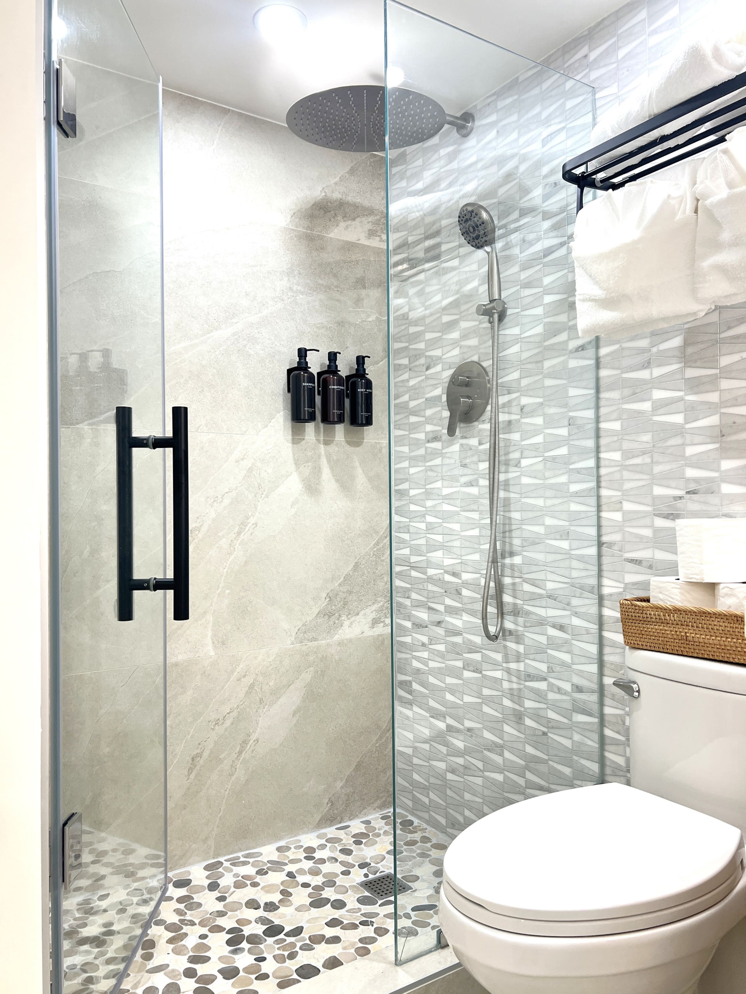 Waikiki Wave Retreat: Ocean Luxe on 17F - Image 34