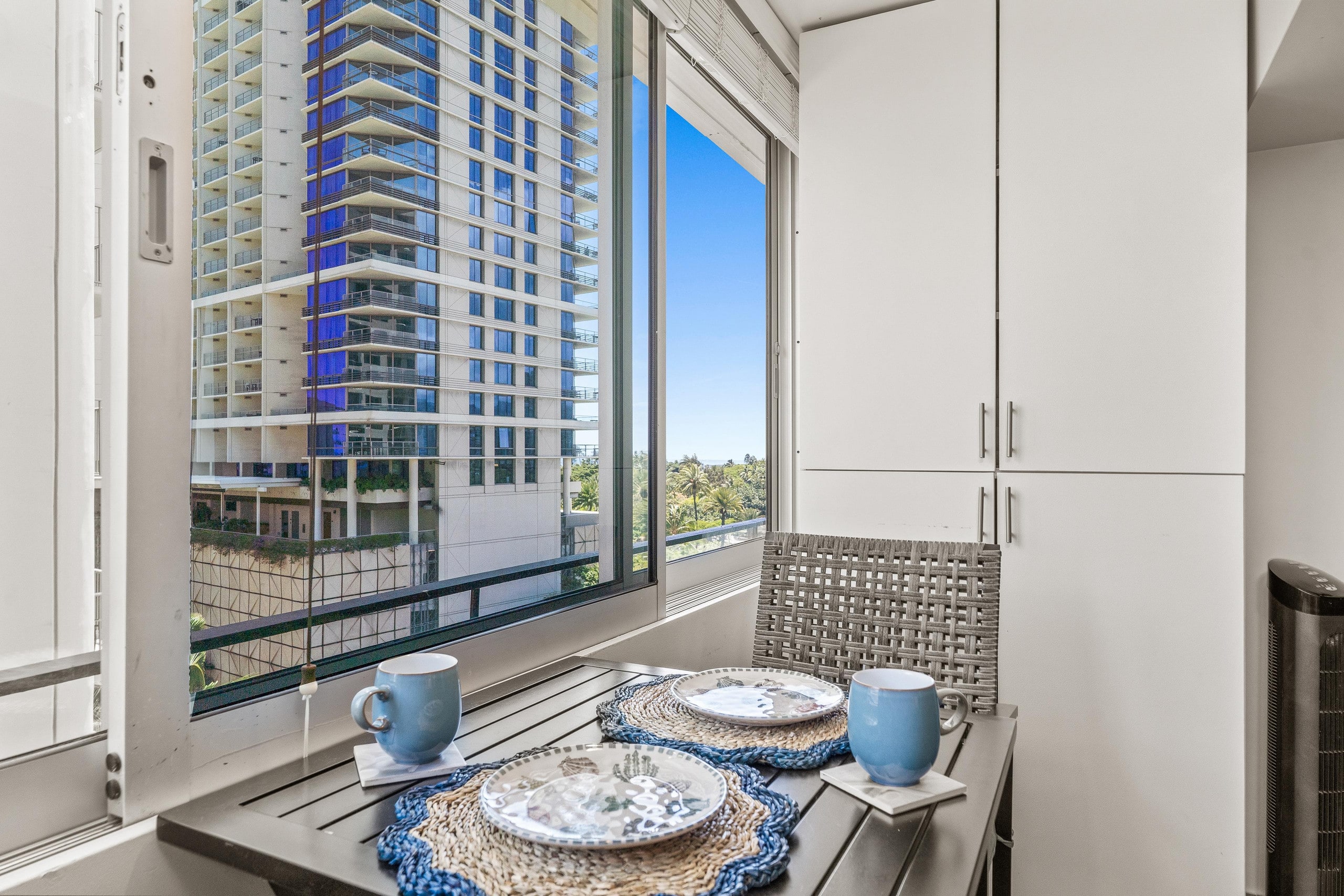 1 Block to Beach with FREE Parking Nearby! NH902 - Image 14