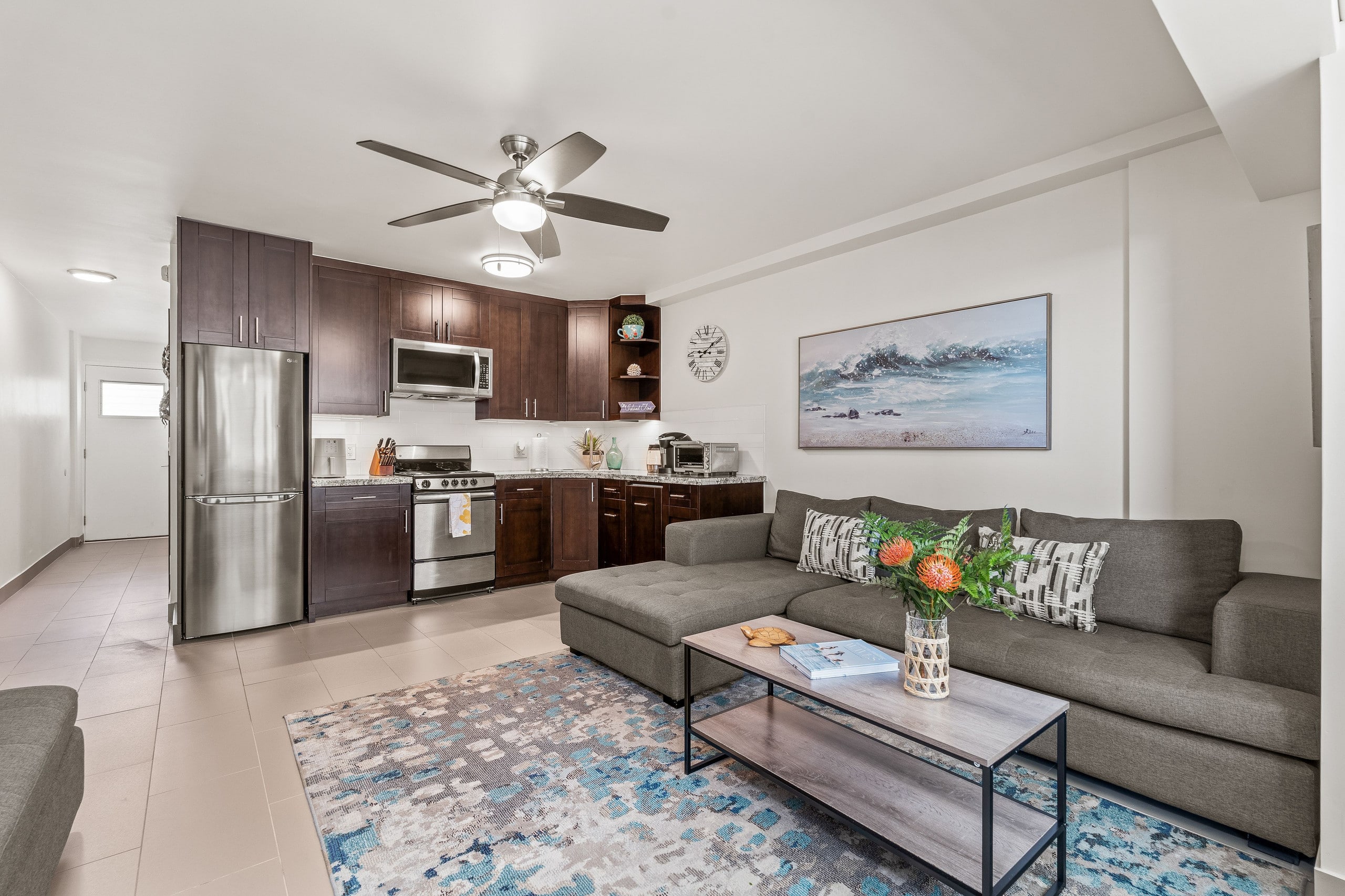 1 Block to Beach with FREE Parking Nearby! NH902 - Image 8