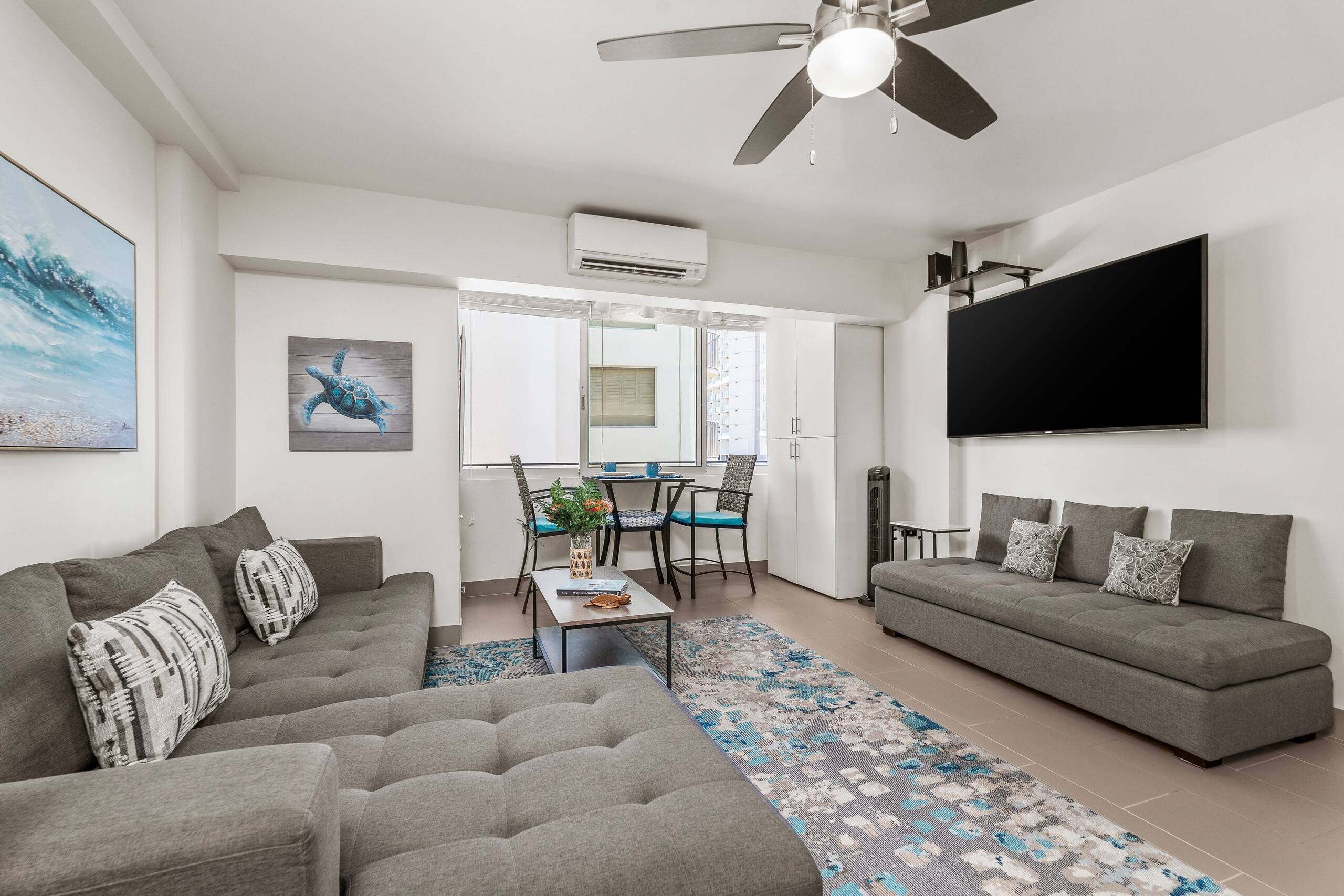 1 Block to Beach with FREE Parking Nearby! NH902 - Image 6