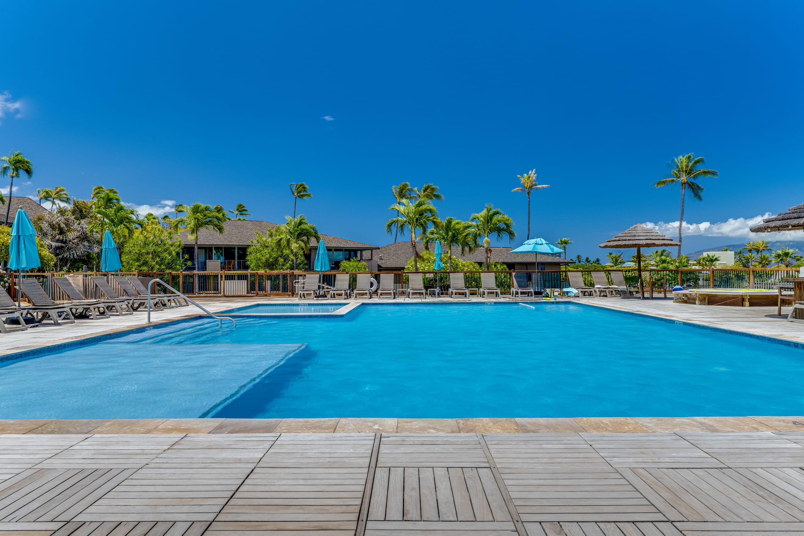 Ocean View Condo with Beachfront Cabana for Guests - Image 26