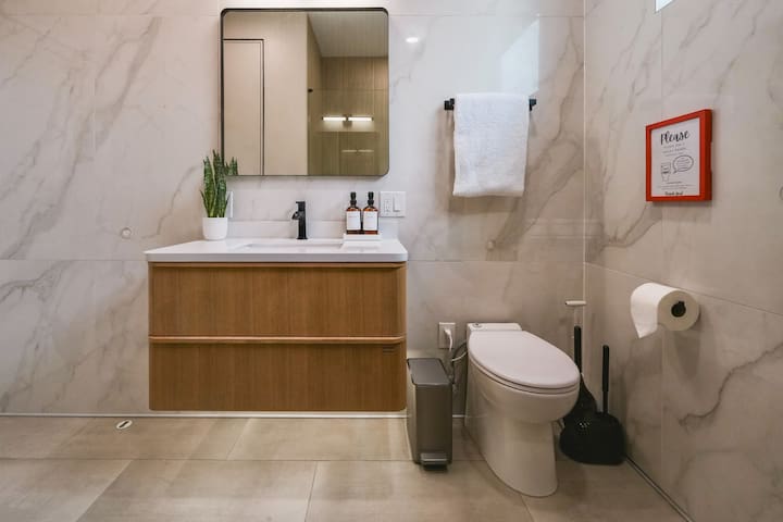 Central Modern Home w/ Parking gallery image 4